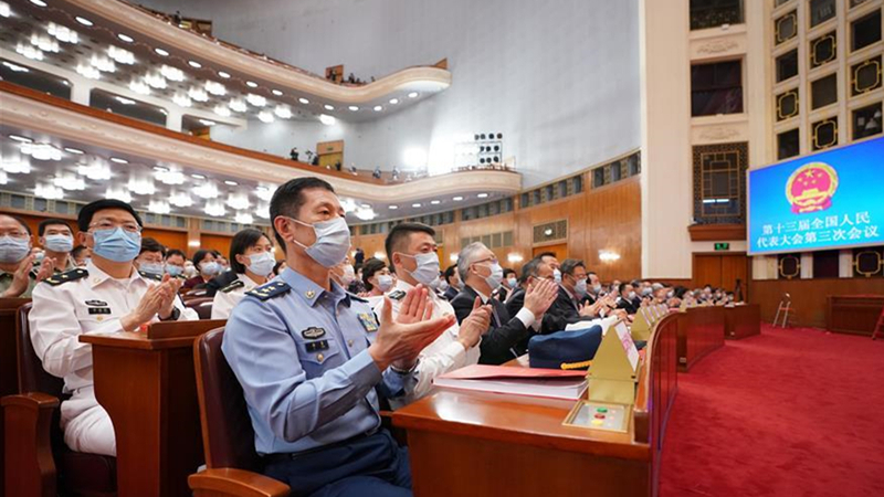 堅定信心 迎難而上 堅決實現(xiàn)國防和軍隊建設(shè)目標(biāo)任務(wù)