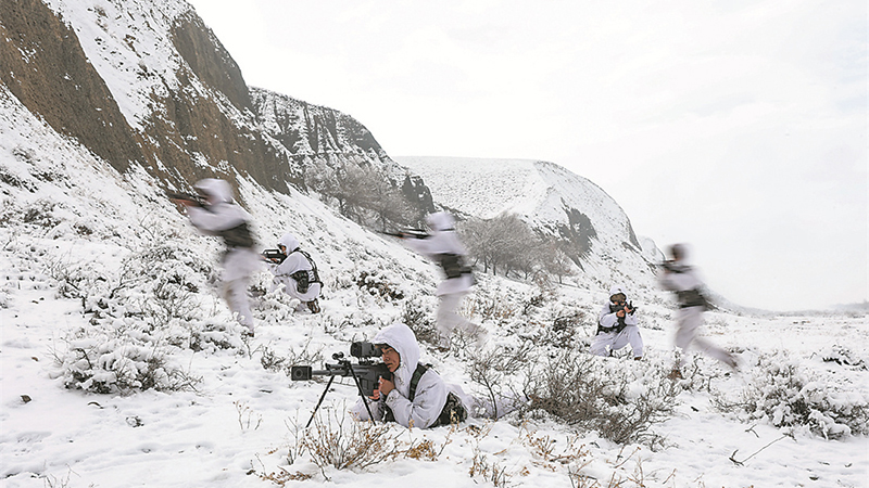 新春走軍營丨礪兵高原，鍛造勝戰(zhàn)鐵拳