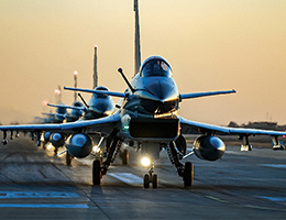 空軍航空兵某旅開(kāi)創(chuàng)虛實(shí)結(jié)合體系訓(xùn)練新模式 數(shù)智賦能打造“空天先鋒”