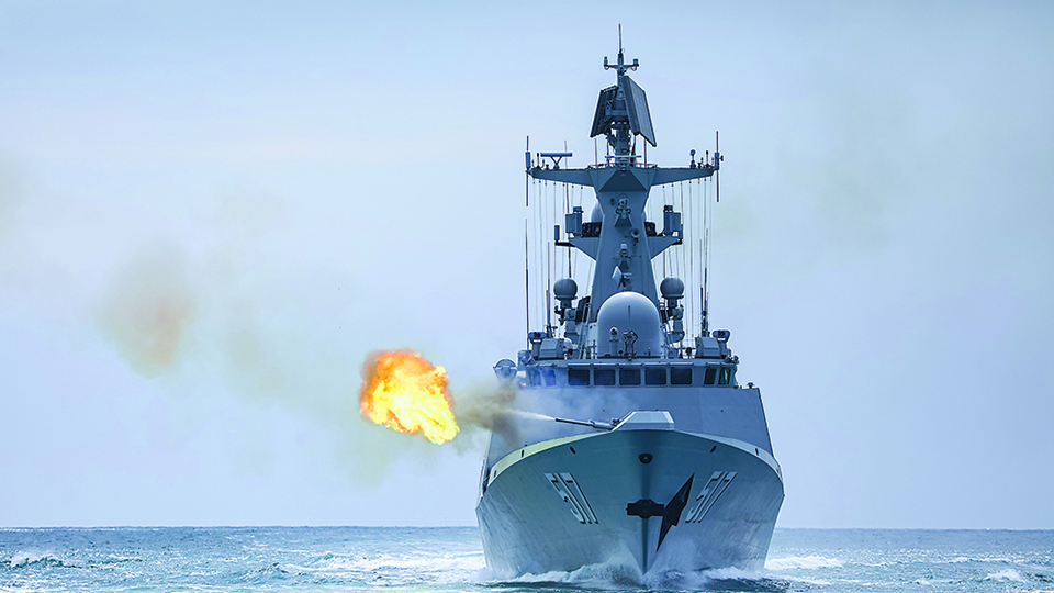 礪兵大洋——海軍某支隊(duì)艦艇編隊(duì)訓(xùn)練掠影